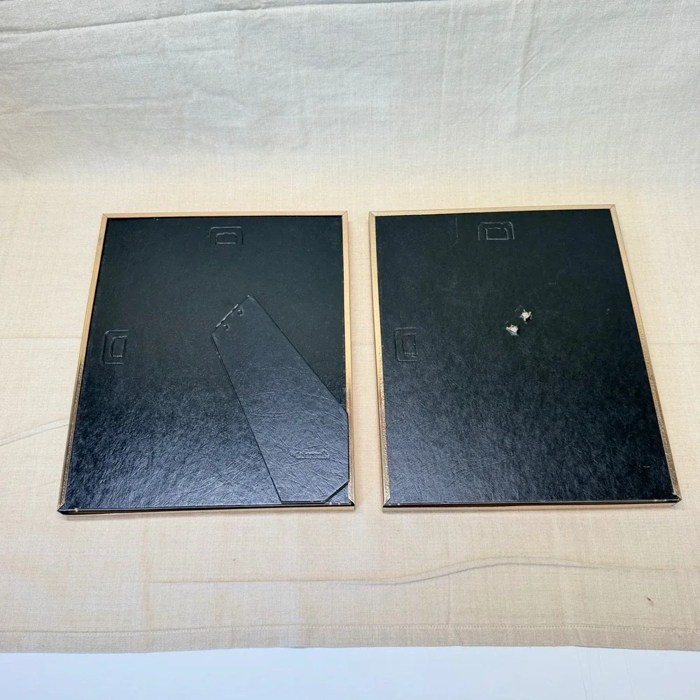 Vintage Gold Tone Oval Picture Frames Set of 2 Wall Hanging Gallery Decor 1970s
